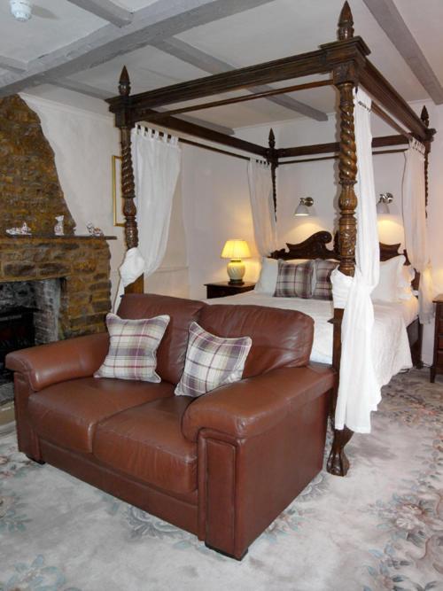 The George At Nunney Hotel Exterior foto