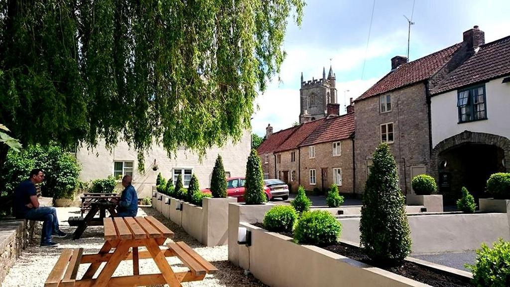 The George At Nunney Hotel Frome Exterior foto